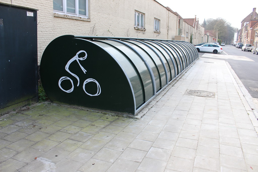 Bruges - Boxes pour vélos