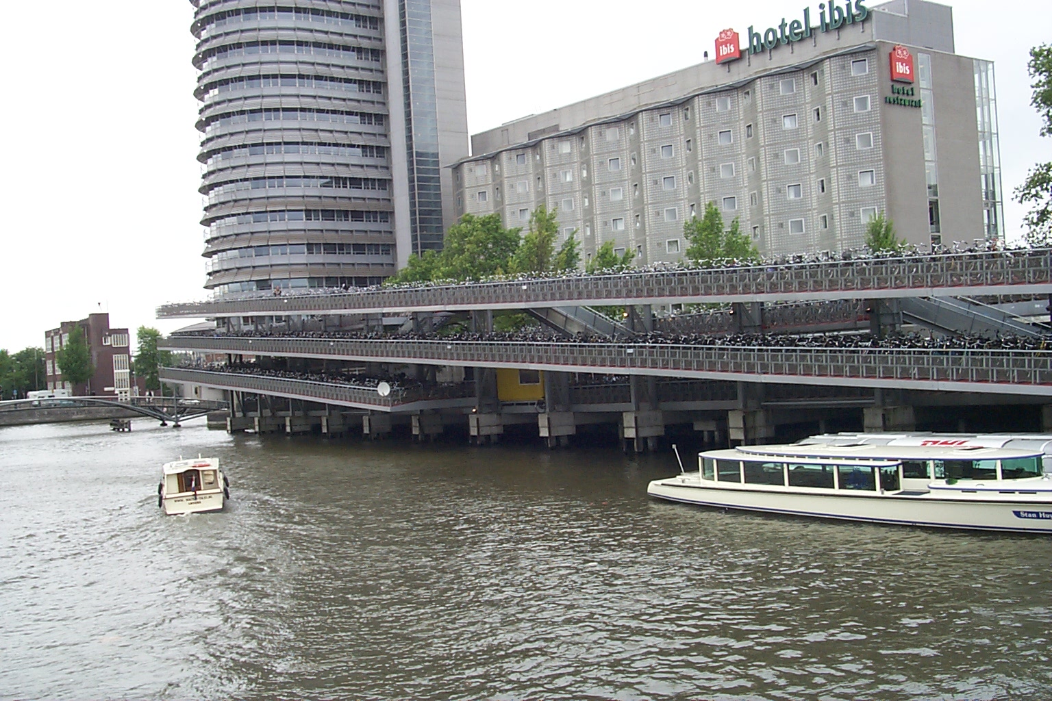 Le parking à vélo de la gare centrale