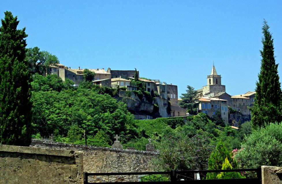 Venasque (quel superbe village)
