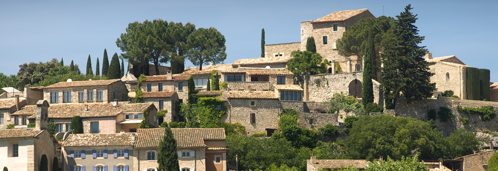 Joucas (et un beau village de +)