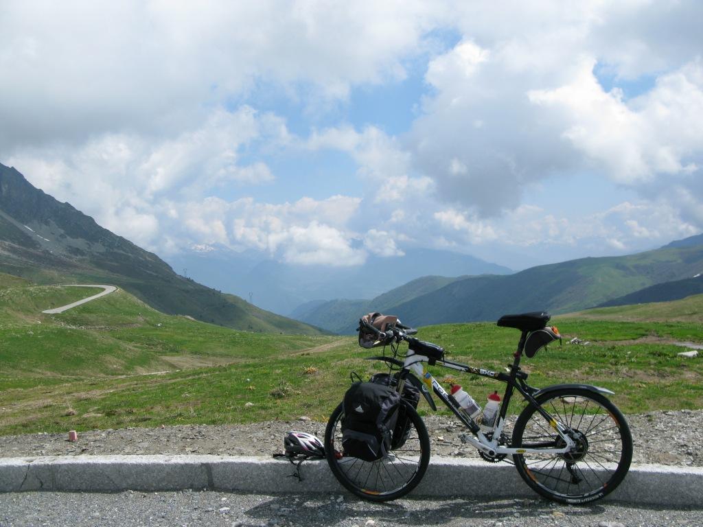 Col de la Madeleine 1990 m