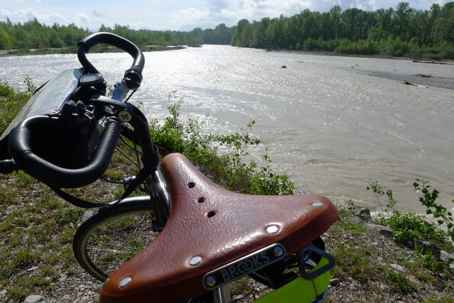 Brooks B66