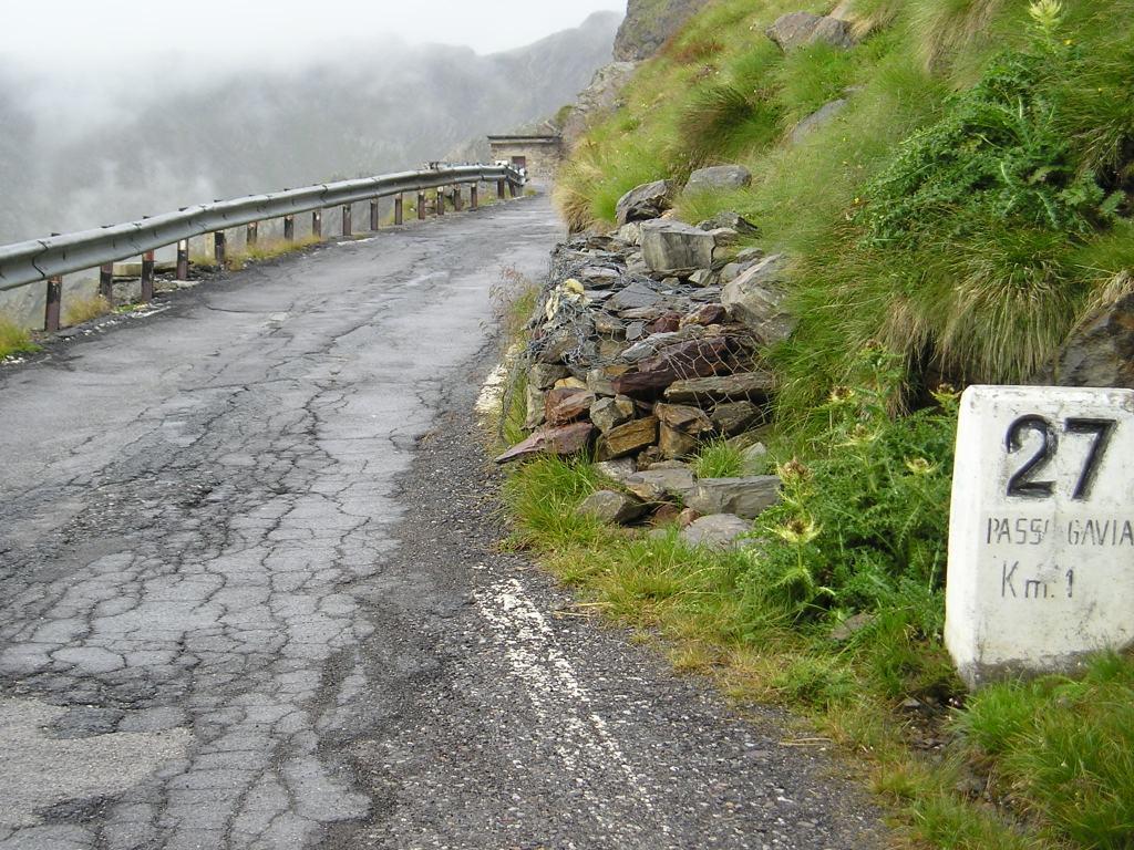 Pezzo.Gavia à 1km.JPG
