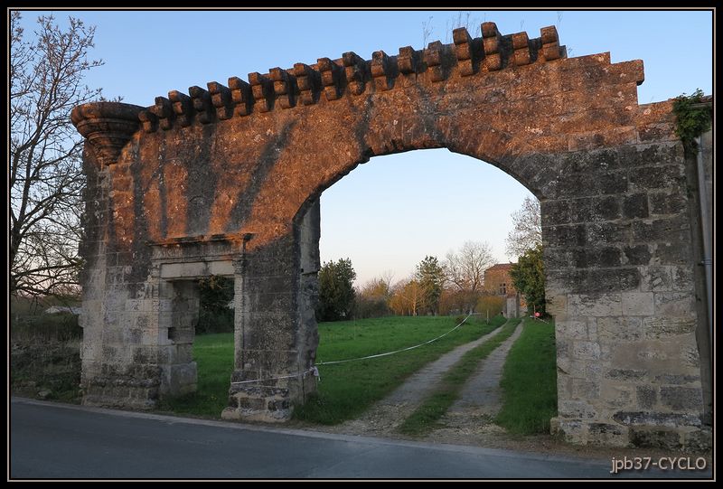 L'entrée de l'abbaye