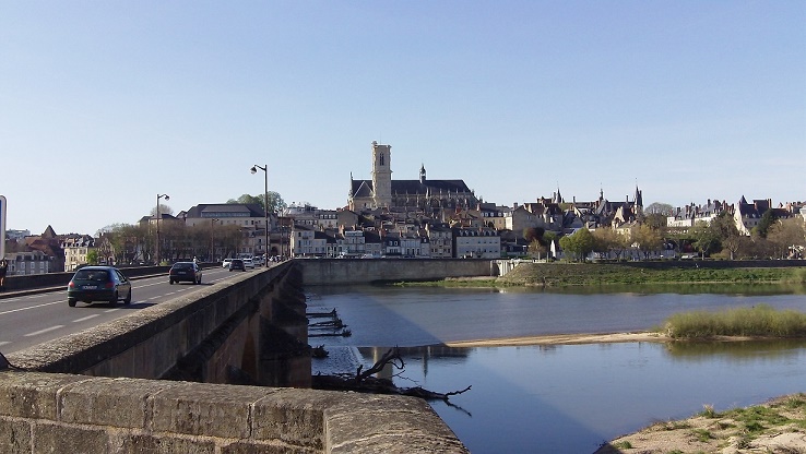 816_2435b.jpg