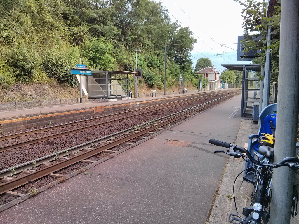 J'attends mon train...