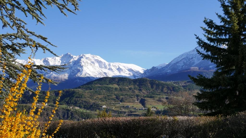 Les montagnes ce matin, vues de ma fenêtre !!
