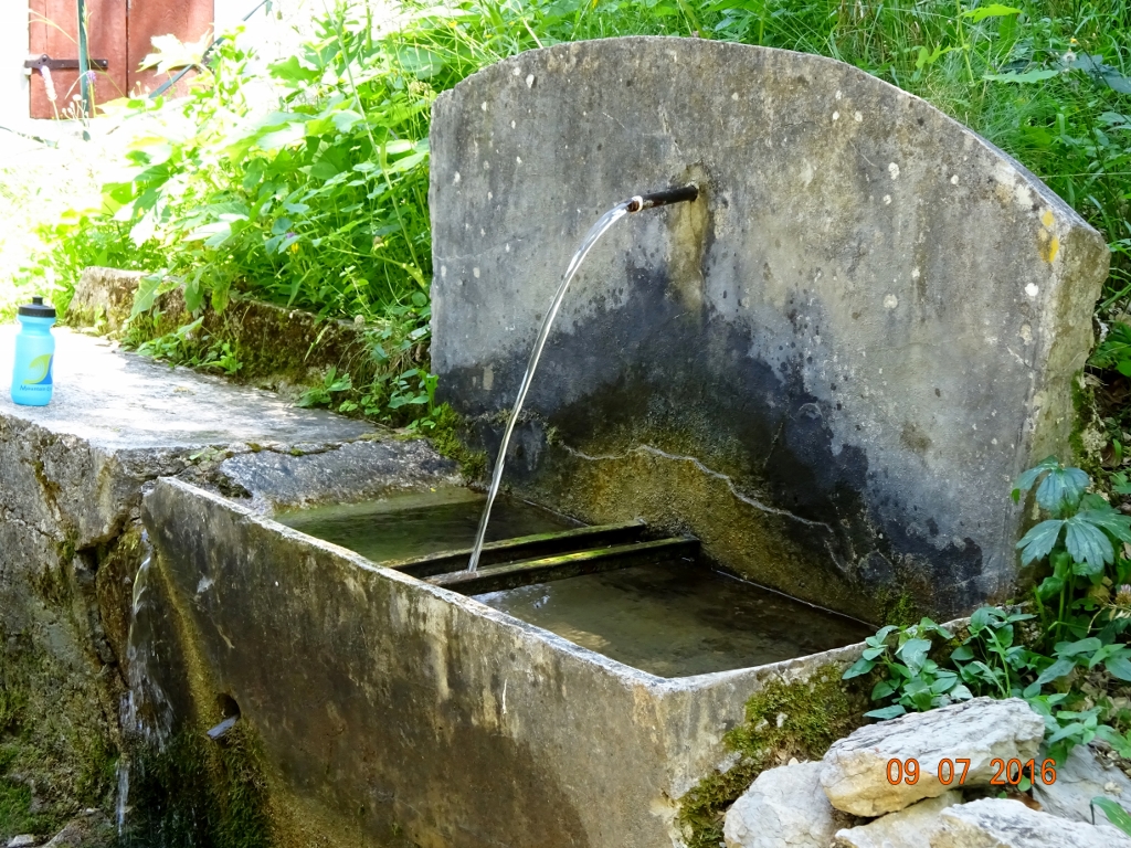 Fontaine de la cabane du Château