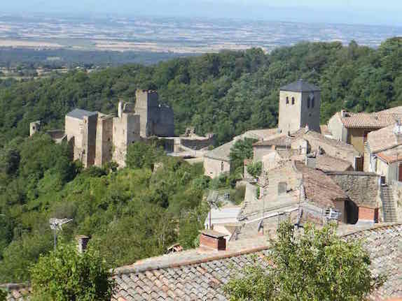 Château de Saissac.jpg