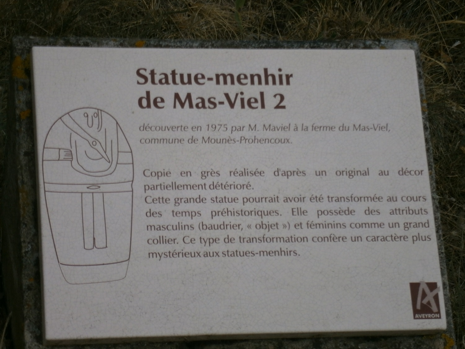 Statue menhir du Mas Viel