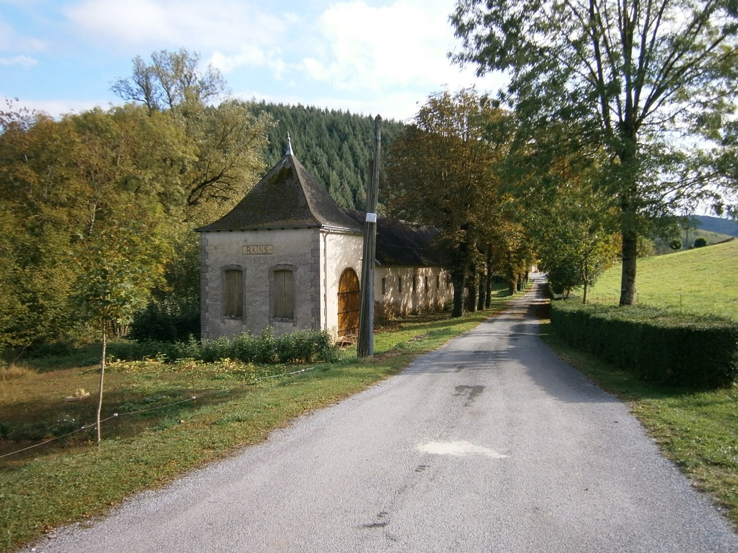 Les anciens bains de Fontclare