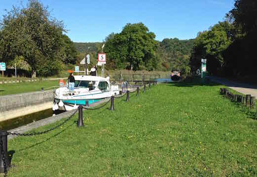 Ecluse à Thoraise.jpg