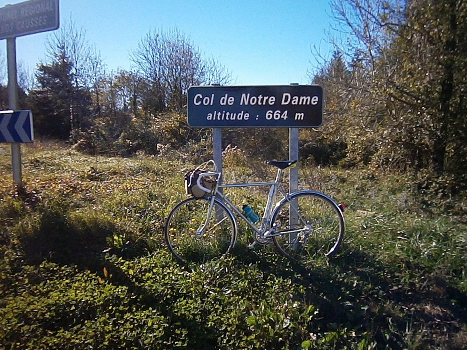 Au col on passe en Hérault