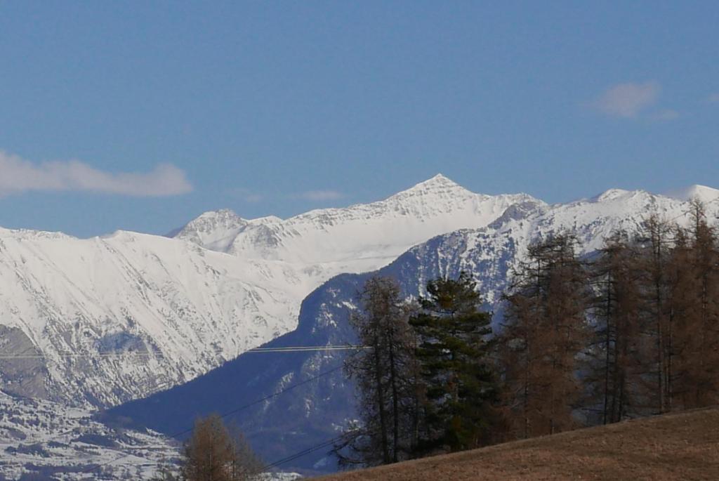 Au loin : Pic du Parpaillon 2995 m