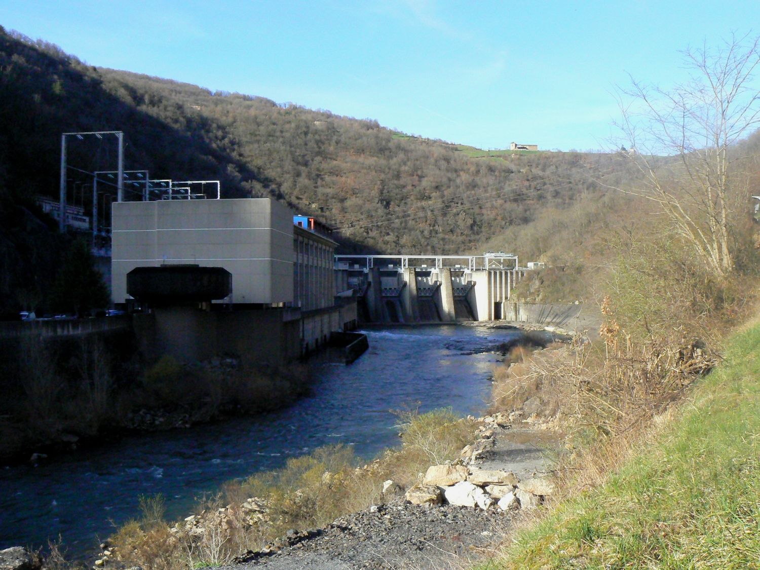 Le barrage et l'usine du Pouget au Truel.