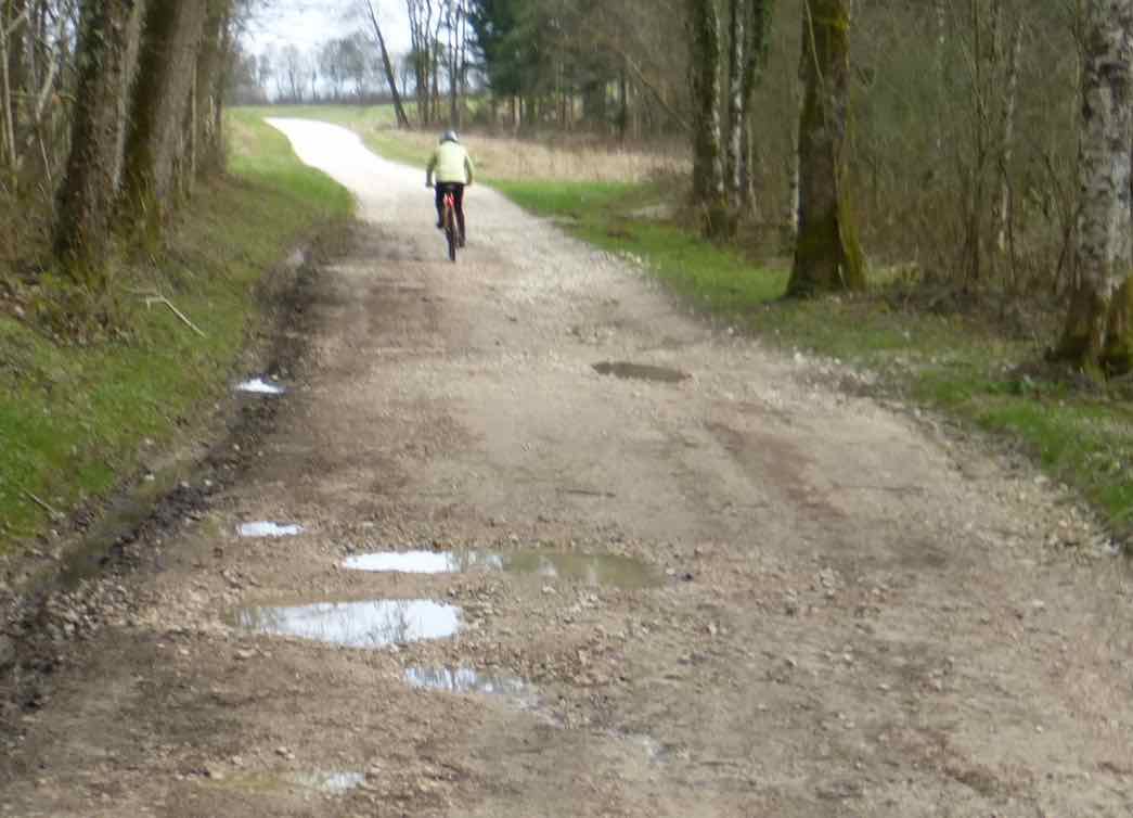 chemin de Hyet.jpg
