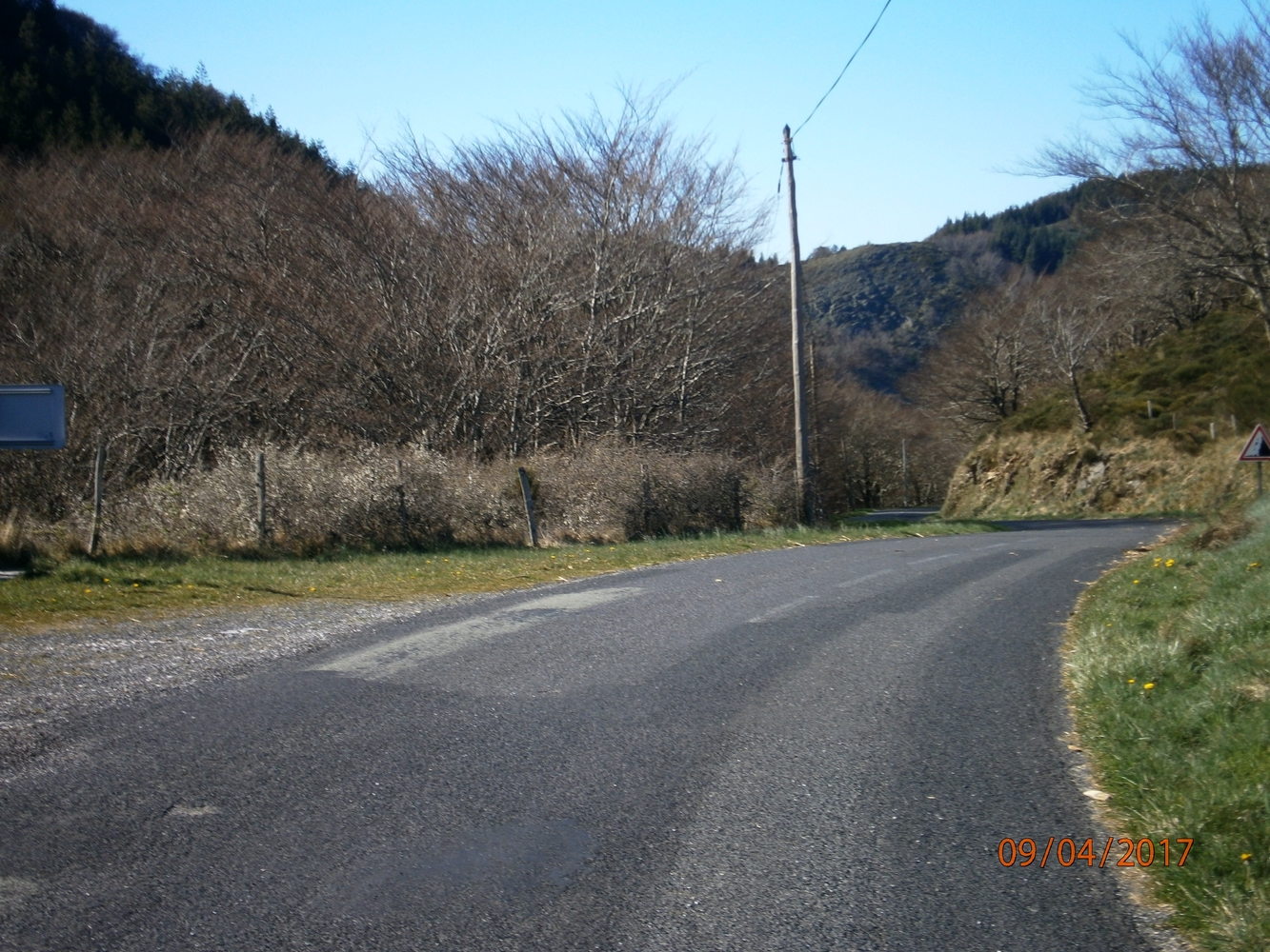 Il est temps de quitter le plateau et de redescendre dans la vallée.