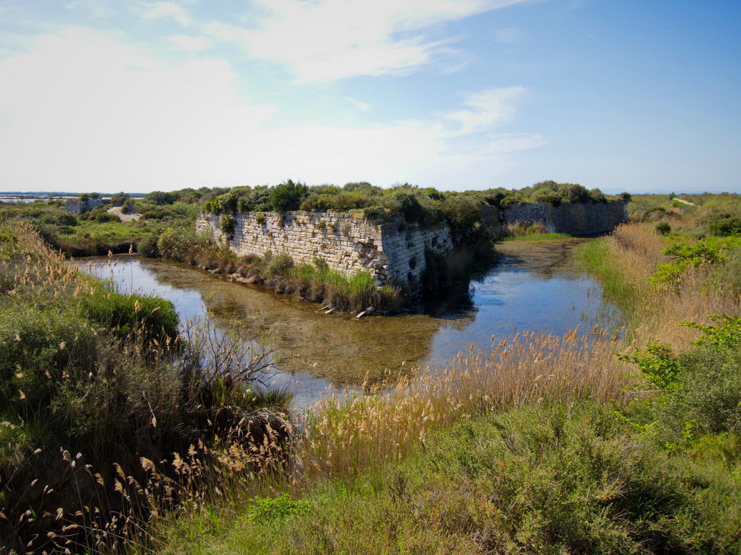 Les vestiges du Fort de Peccais
