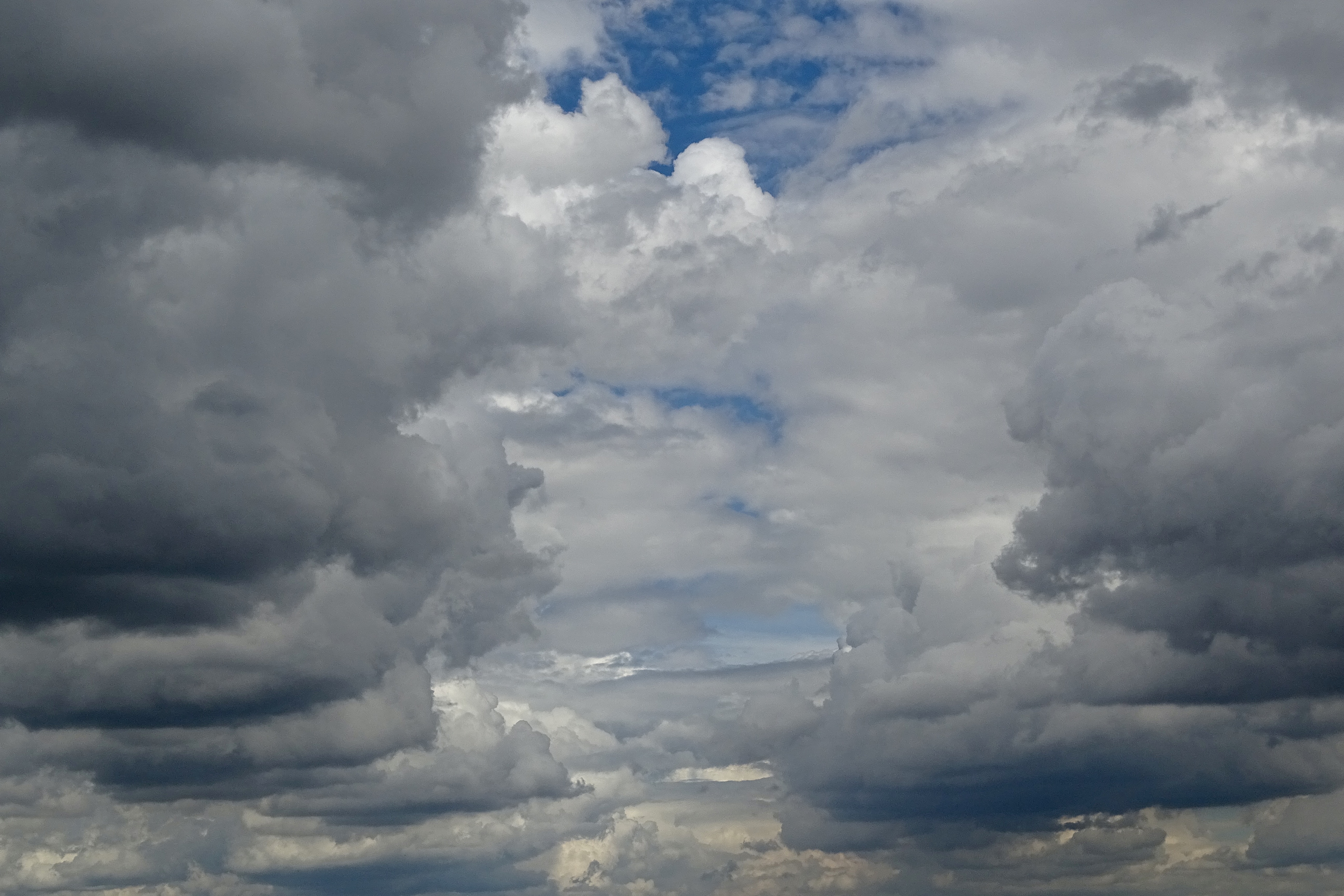 Tout plein tout plein de gros nuages