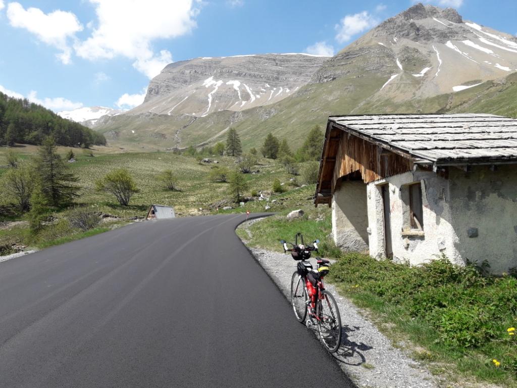 Cabane cantonnière au dernier kilomètre
