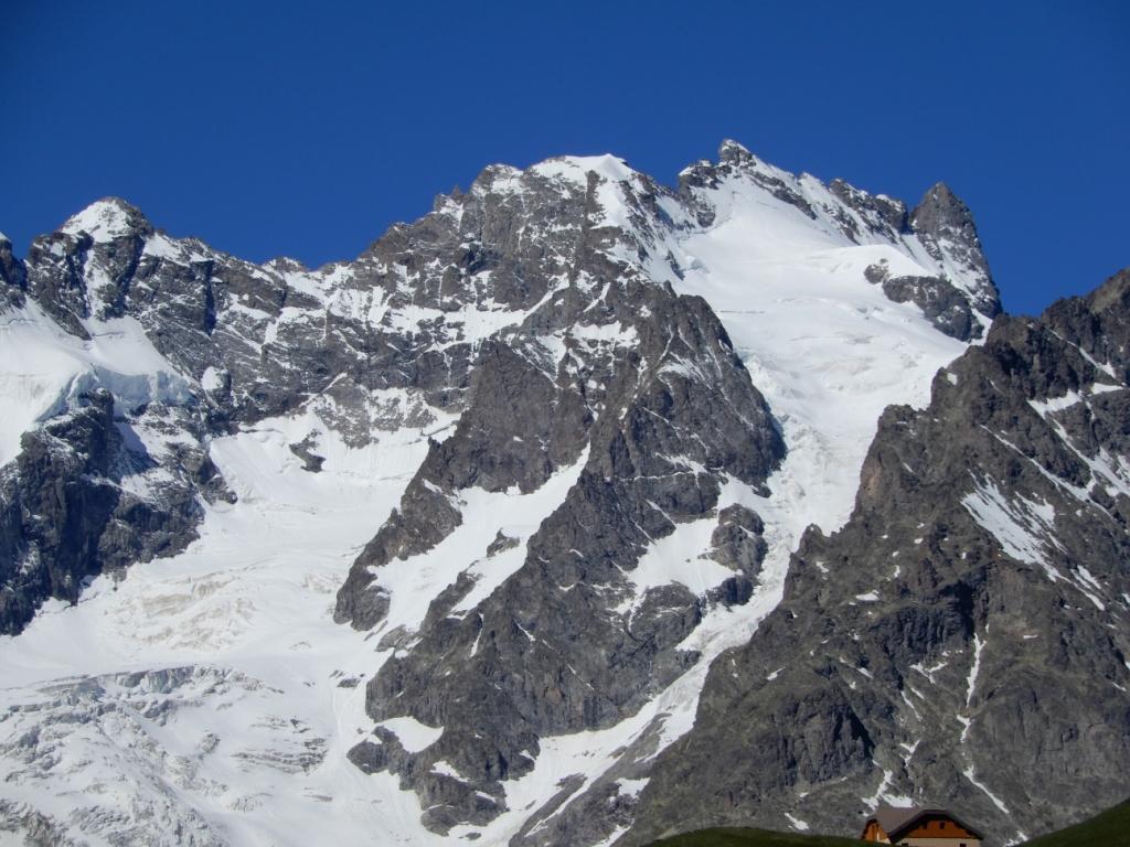 Sa Majesté La Meije