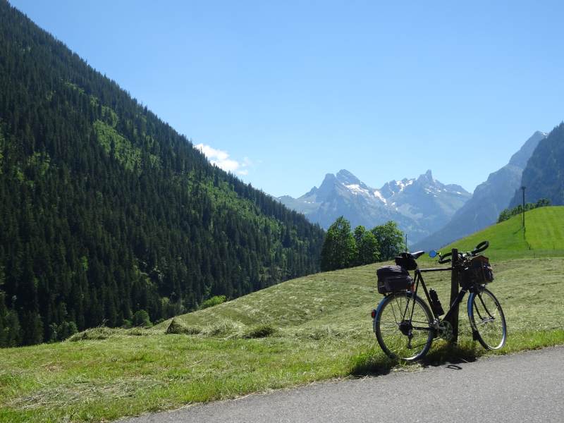 Montée vers le Gestelenpass