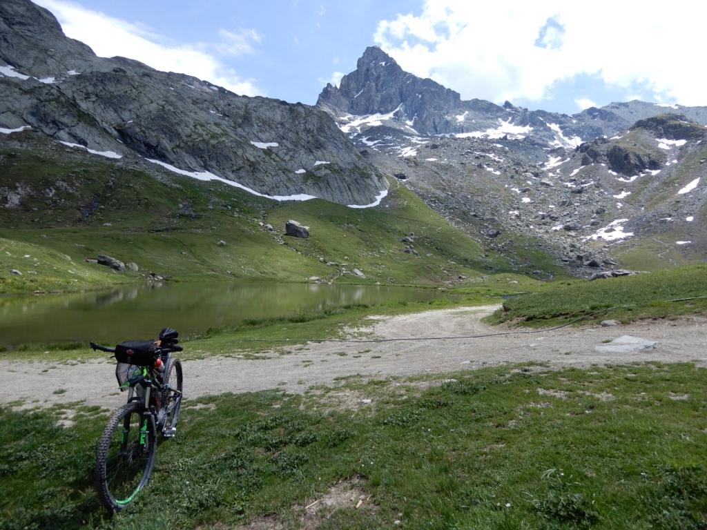 Lac Blanchet, Tête des Toillies