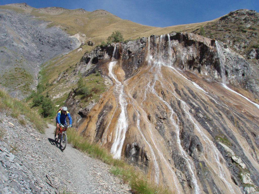 Cascade de la Pisse (descente des Clots)
