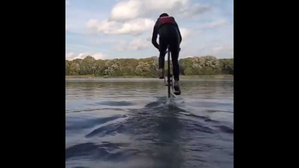 velosurlo.jpg